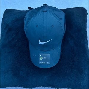 Nike Black Hat